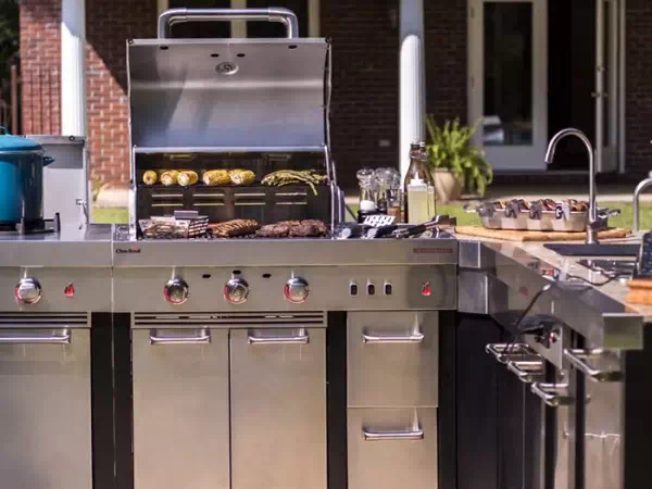 forni-a-legna-barbecue-esterno